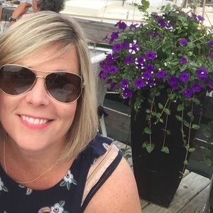 Meet your Posher, Amy